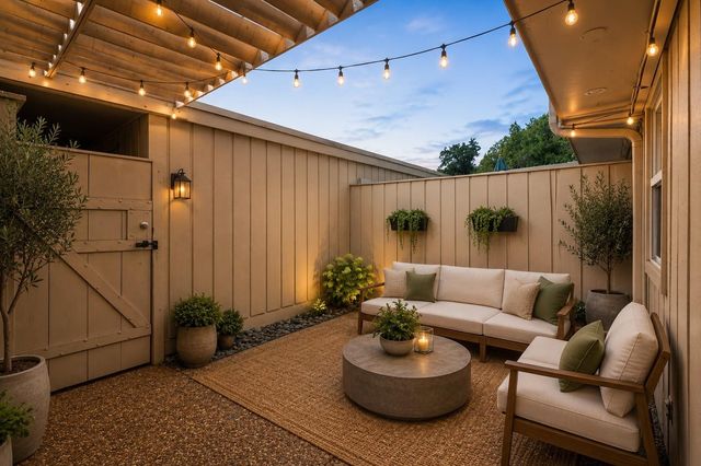 5833 Valley Forge Drive 86, Houston, TX 77057
