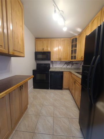 6391 Bay Club Drive 4, Fort Lauderdale, FL 33308