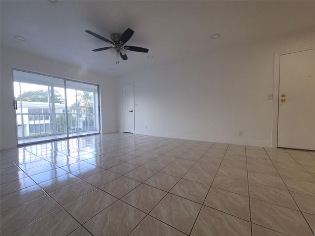 6391 Bay Club Drive 4, Fort Lauderdale, FL 33308