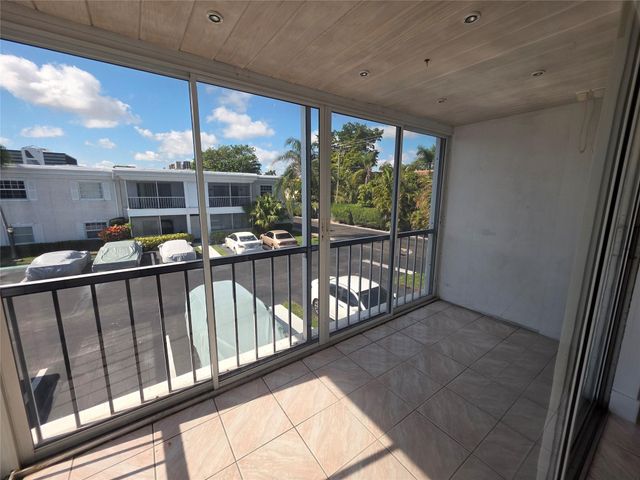 6391 Bay Club Drive 4, Fort Lauderdale, FL 33308