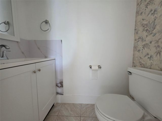 6391 Bay Club Drive 4, Fort Lauderdale, FL 33308