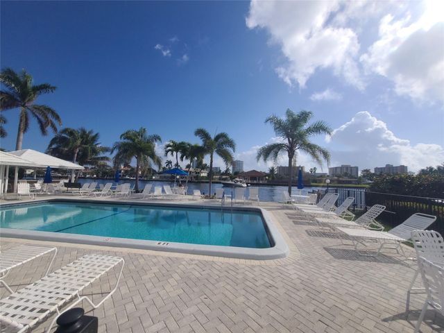 6391 Bay Club Drive 4, Fort Lauderdale, FL 33308