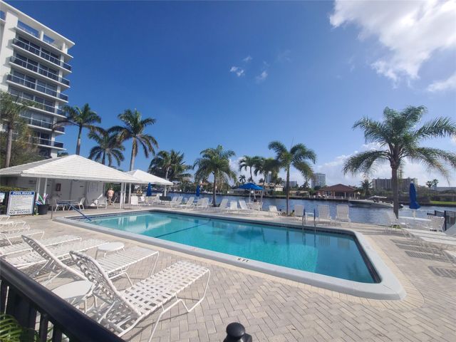 6391 Bay Club Drive 4, Fort Lauderdale, FL 33308