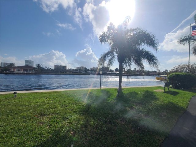 6391 Bay Club Drive 4, Fort Lauderdale, FL 33308