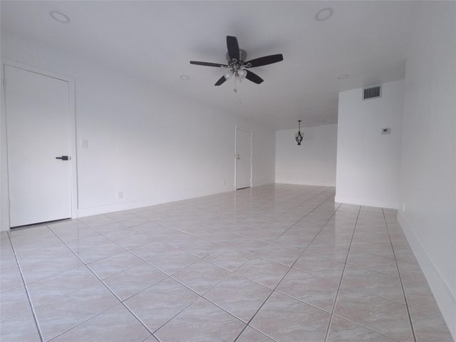 6391 Bay Club Drive 4, Fort Lauderdale, FL 33308