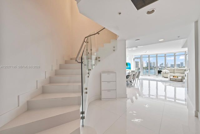 17301 Biscayne Boulevard 811, North Miami Beach, FL 33160