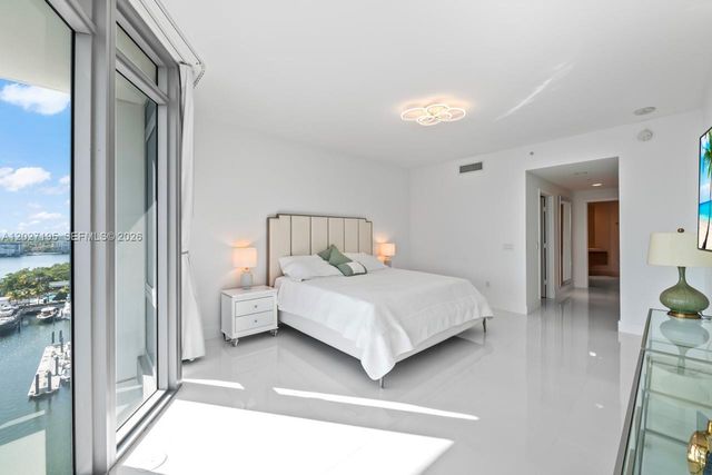 17301 Biscayne Boulevard 811, North Miami Beach, FL 33160
