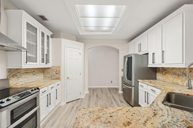 1679 GRANDIFLORA AVENUE, Clermont, FL 34711