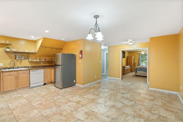 1679 GRANDIFLORA AVENUE, Clermont, FL 34711
