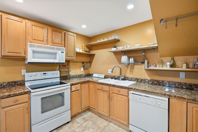 1679 GRANDIFLORA AVENUE, Clermont, FL 34711