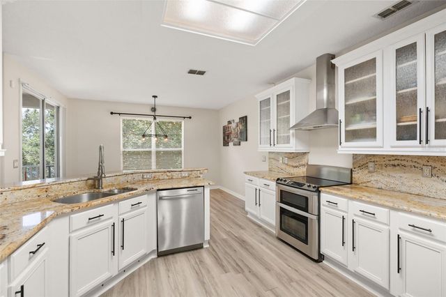 1679 GRANDIFLORA AVENUE, Clermont, FL 34711