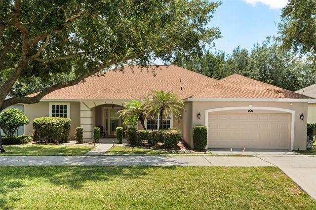 1679 GRANDIFLORA AVENUE, Clermont, FL 34711
