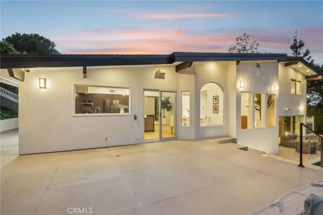 4140 Aleman Drive, Tarzana, CA 91356