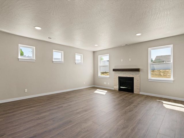 1415 W 67th Ave, Spokane, WA 99224