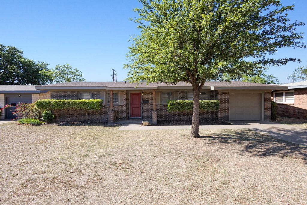 4917 49th Street, Lubbock, TX 79414