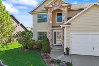 254 S 83rd Street, West Des Moines, IA 50266