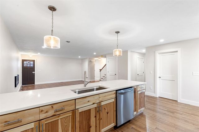 4 Trinity Way, Johnston, RI 02919