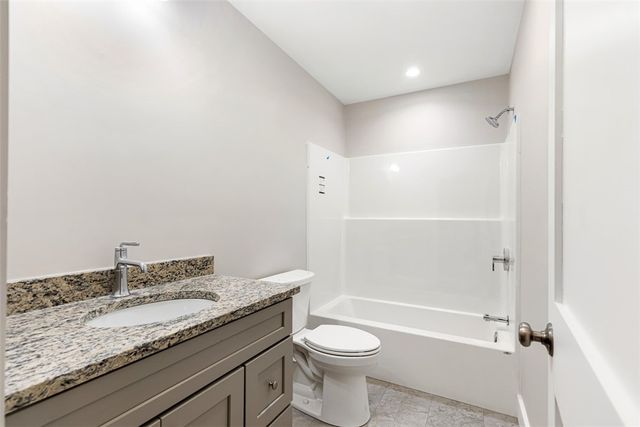 4 Trinity Way, Johnston, RI 02919