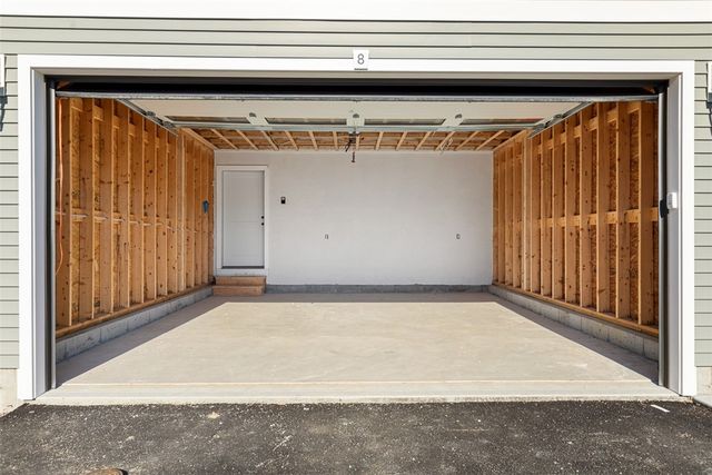 4 Trinity Way, Johnston, RI 02919