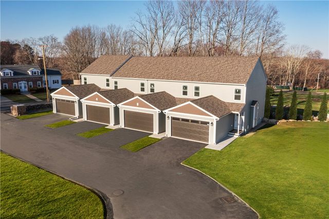 4 Trinity Way, Johnston, RI 02919