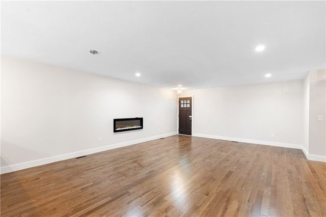 4 Trinity Way, Johnston, RI 02919