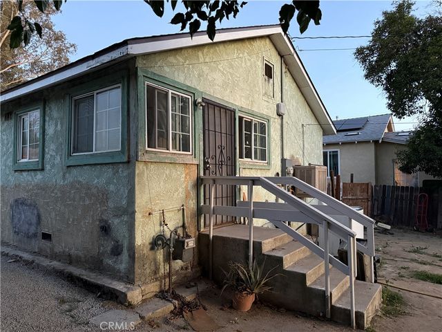 711 Washington Avenue, Madera, CA 93638
