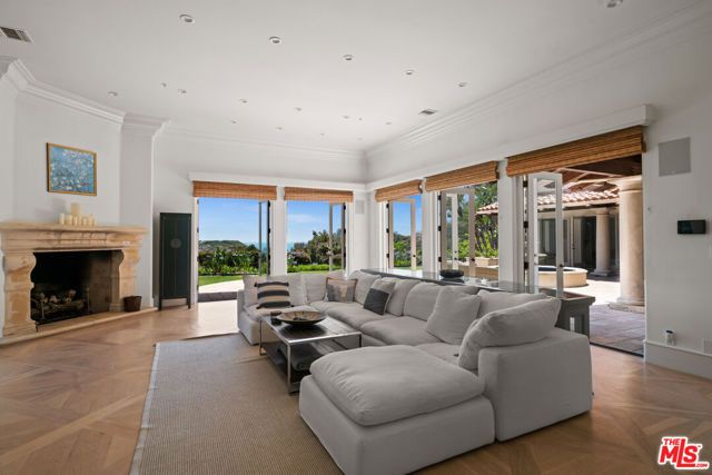 7160 Dume Drive, Malibu, CA 90265