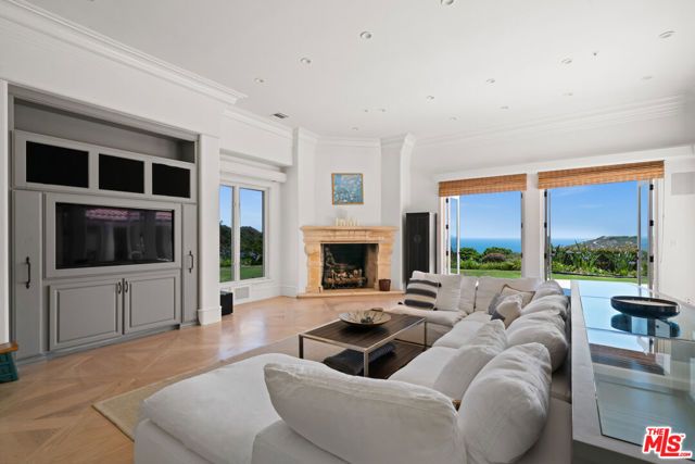 7160 Dume Drive, Malibu, CA 90265