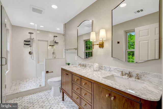 7373 SILVER PINE DR, Springfield, VA 22153