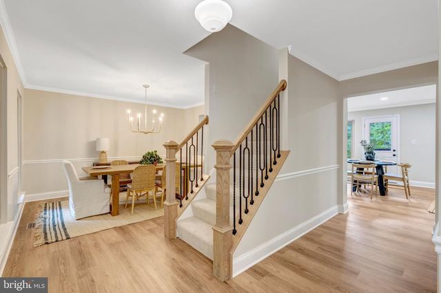 7373 SILVER PINE DR, Springfield, VA 22153