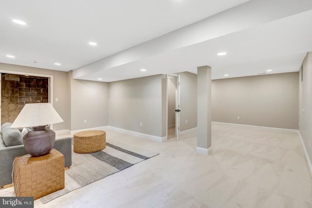 7373 SILVER PINE DR, Springfield, VA 22153