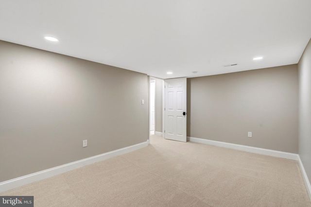 7373 SILVER PINE DR, Springfield, VA 22153