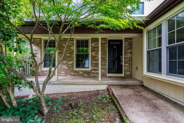7373 SILVER PINE DR, Springfield, VA 22153