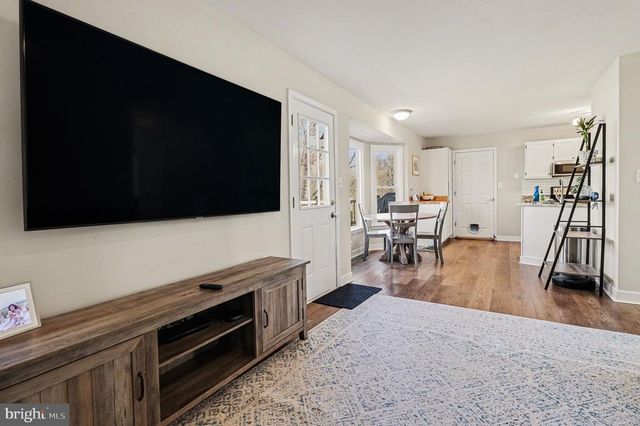 7317 CLOVERHILL RD, Spotsylvania, VA 22551