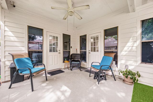 3803 Autumn Wood, Montgomery, TX 77356