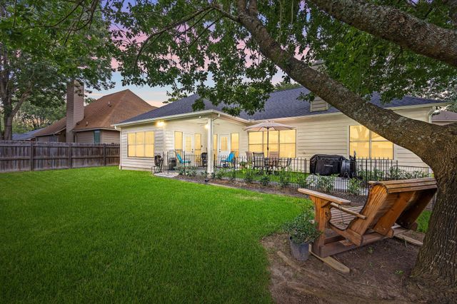 3803 Autumn Wood, Montgomery, TX 77356