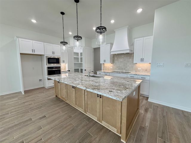 724 Eagle Crest DR, Salado, TX 76571