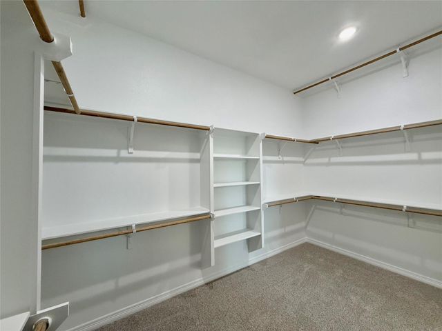 724 Eagle Crest DR, Salado, TX 76571