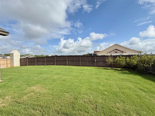 724 Eagle Crest DR, Salado, TX 76571