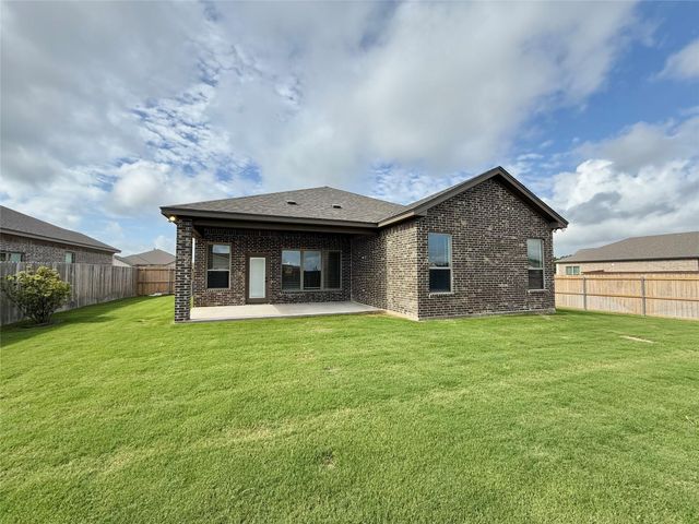 724 Eagle Crest DR, Salado, TX 76571
