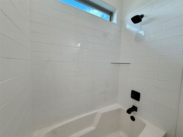 724 Eagle Crest DR, Salado, TX 76571