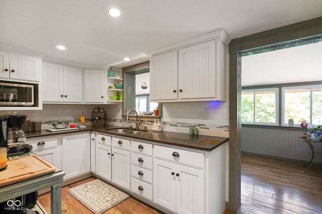 3978 State Road 135 S, Nashville, IN 47448