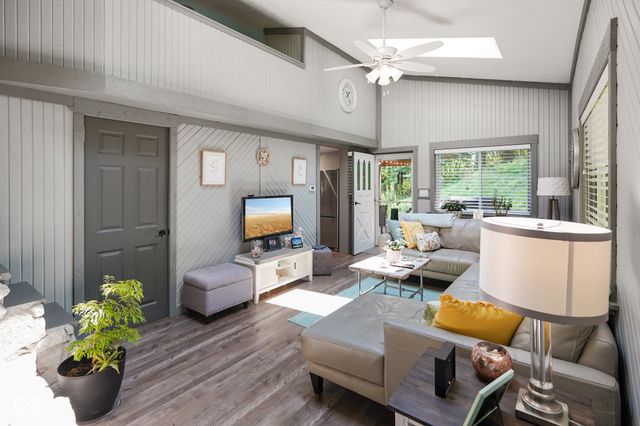 3978 State Road 135 S, Nashville, IN 47448