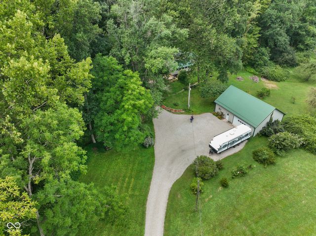 3978 State Road 135 S, Nashville, IN 47448