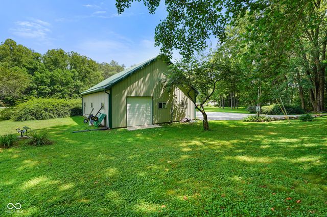 3978 State Road 135 S, Nashville, IN 47448