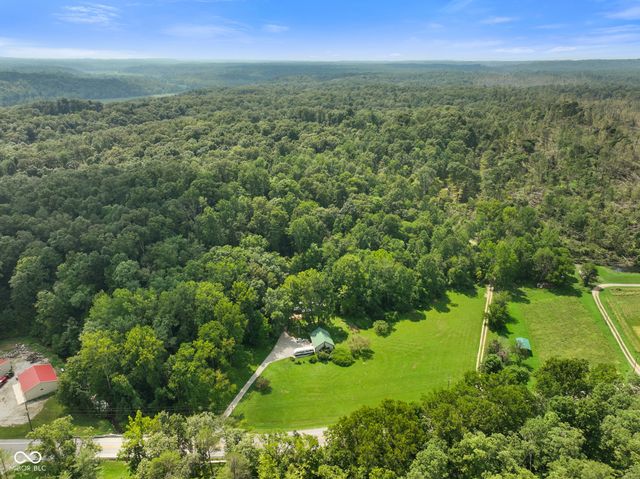 3978 State Road 135 S, Nashville, IN 47448