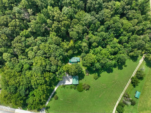 3978 State Road 135 S, Nashville, IN 47448