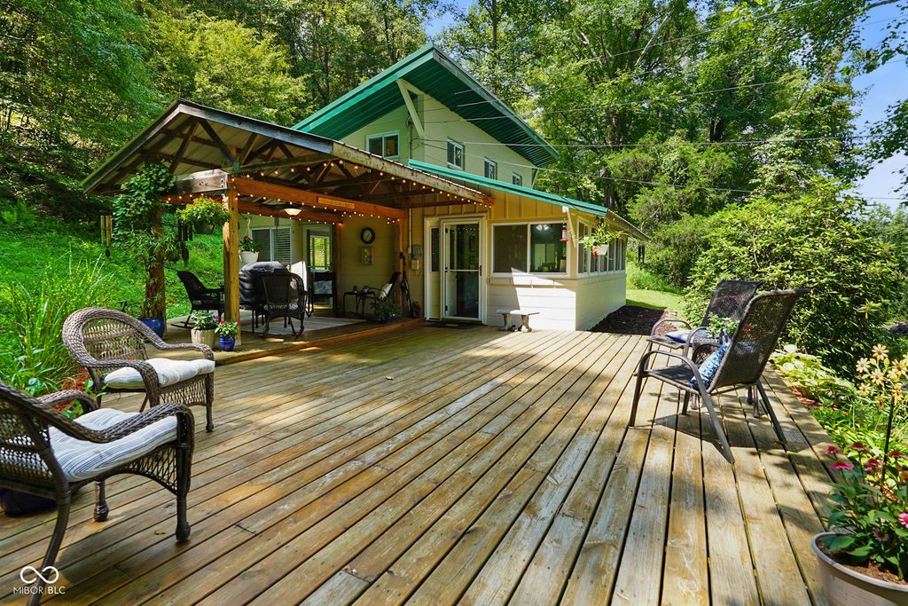 3978 State Road 135 S, Nashville, IN 47448