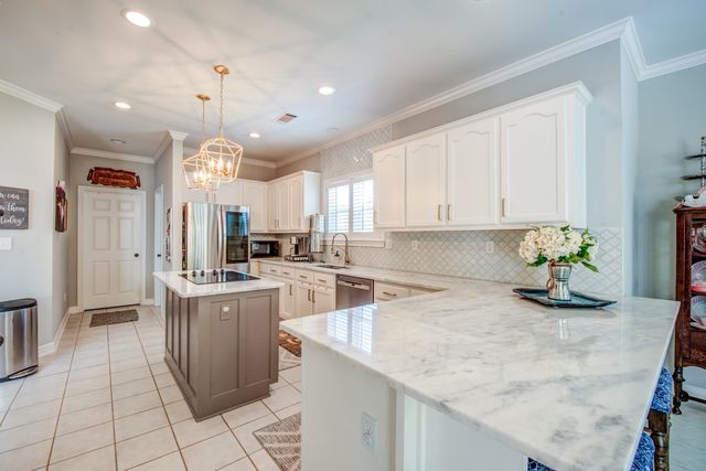 9401 CANABRIDGE DR, Lakeland, TN 38002