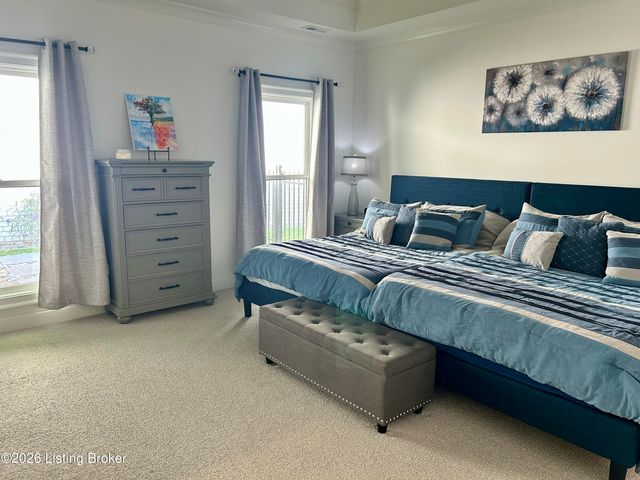 228 Maple Valley Rd, Louisville, KY 40245